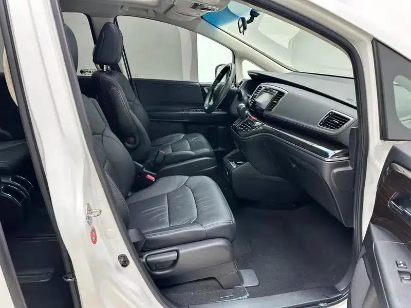 2018 Odyssey 2.4L Luxury Edition — миниатюра 13