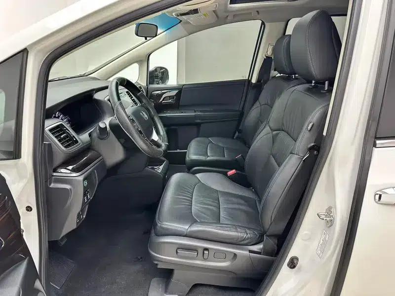 2018 Odyssey 2.4L Luxury Edition — миниатюра 14