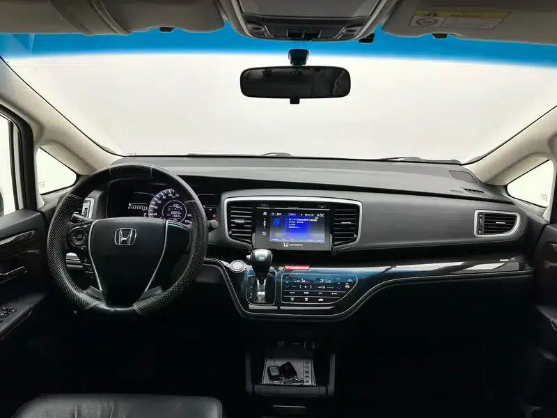 2018 Odyssey 2.4L Luxury Edition — миниатюра 8
