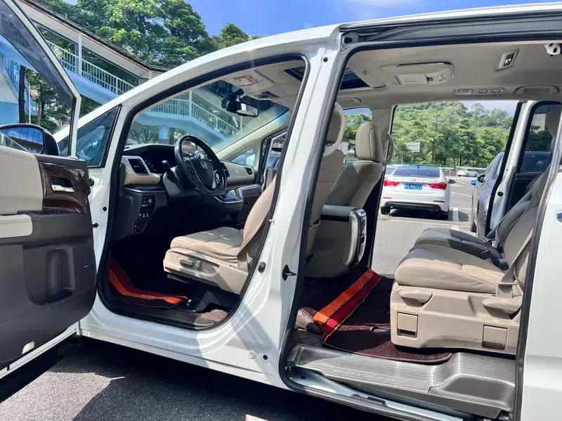 2015 Odyssey Facelift 2.4L Supreme Edition — миниатюра 10