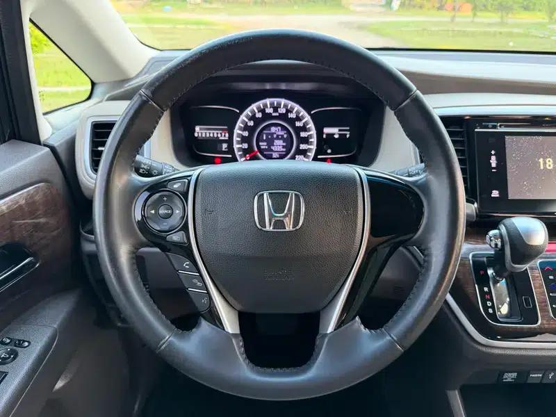 2015 Odyssey 2.4L Luxury Edition — миниатюра 11