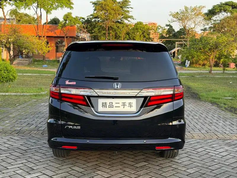 2015 Odyssey 2.4L Luxury Edition — миниатюра 6