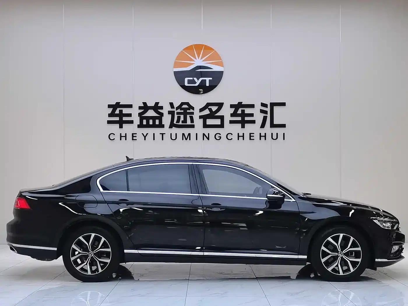 2020 Volkswagen Passat 330TSI DSG Leading Edition — миниатюра 7