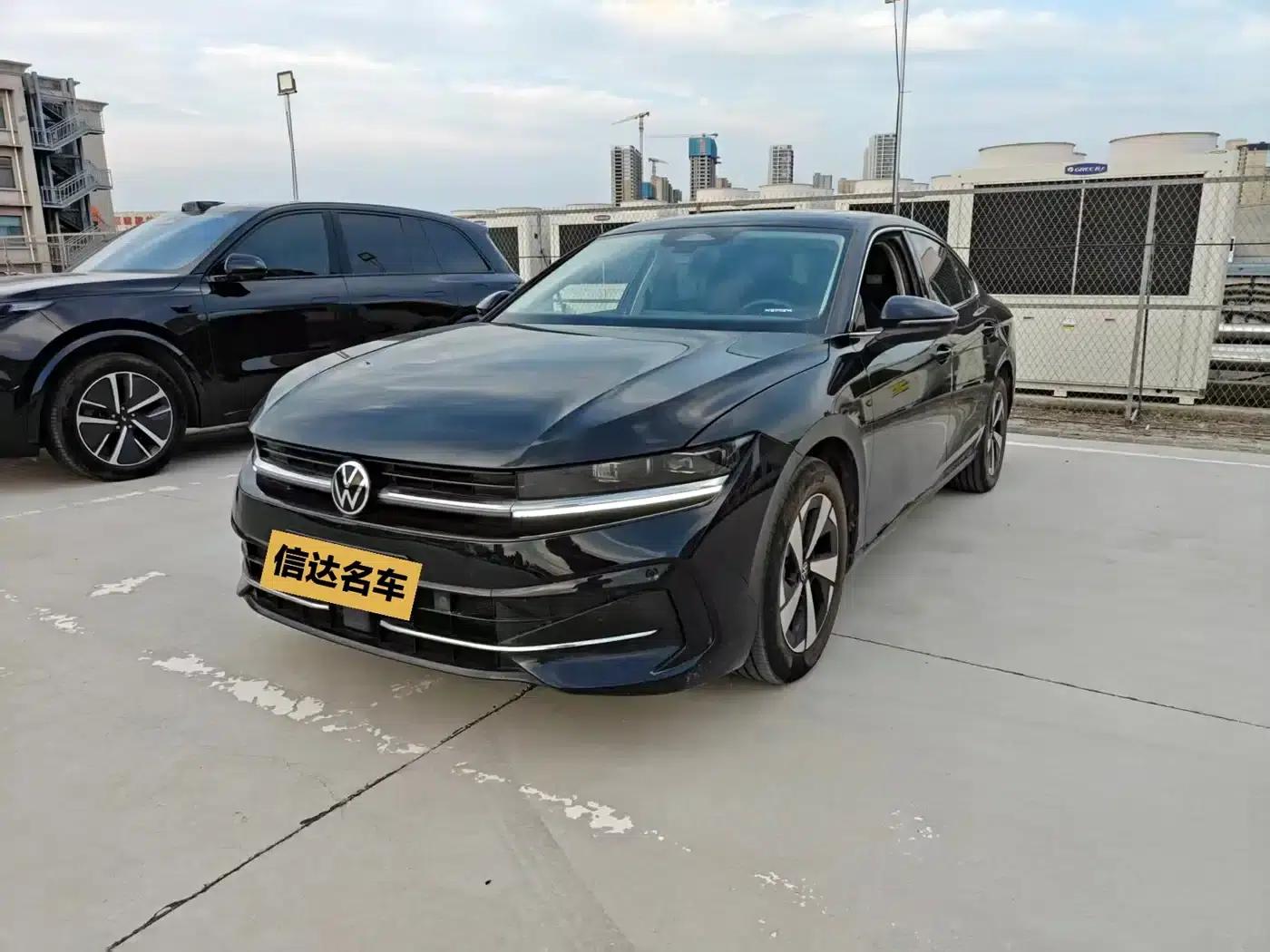 2024 Volkswagen Passat 380TSI DSG Premium Edition — миниатюра 1