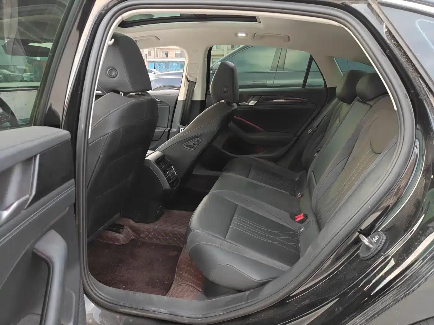 2024 Volkswagen Passat 380TSI DSG Premium Edition — миниатюра 8