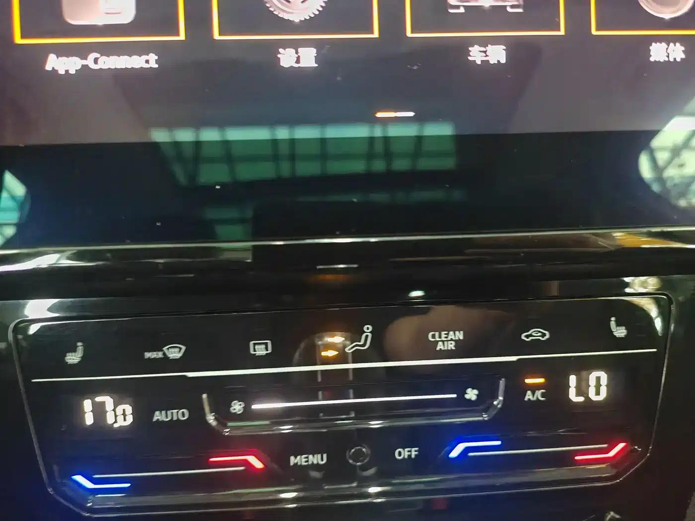2020 Volkswagen Passat 330TSI DSG Luxury — миниатюра 11