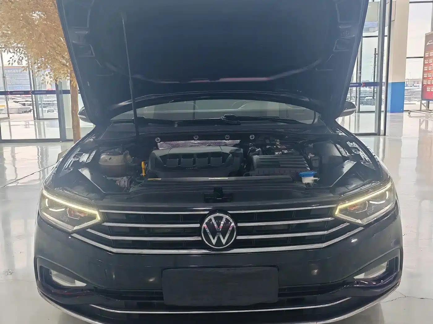 2020 Volkswagen Passat 330TSI DSG Luxury — миниатюра 19