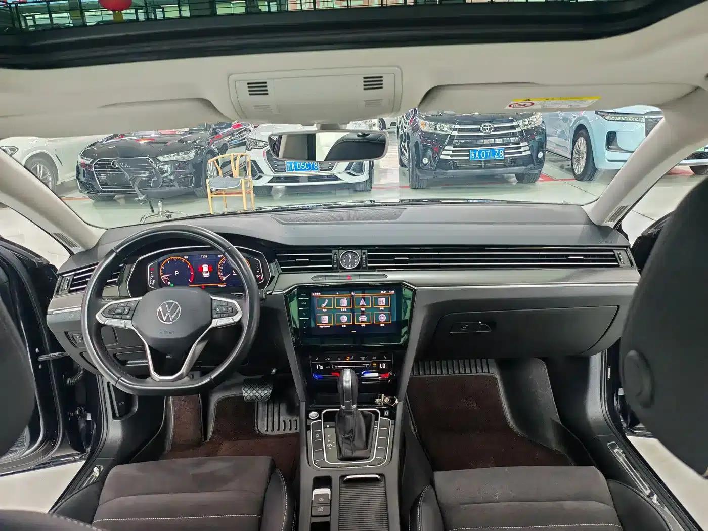 2020 Volkswagen Passat 330TSI DSG Luxury — миниатюра 6