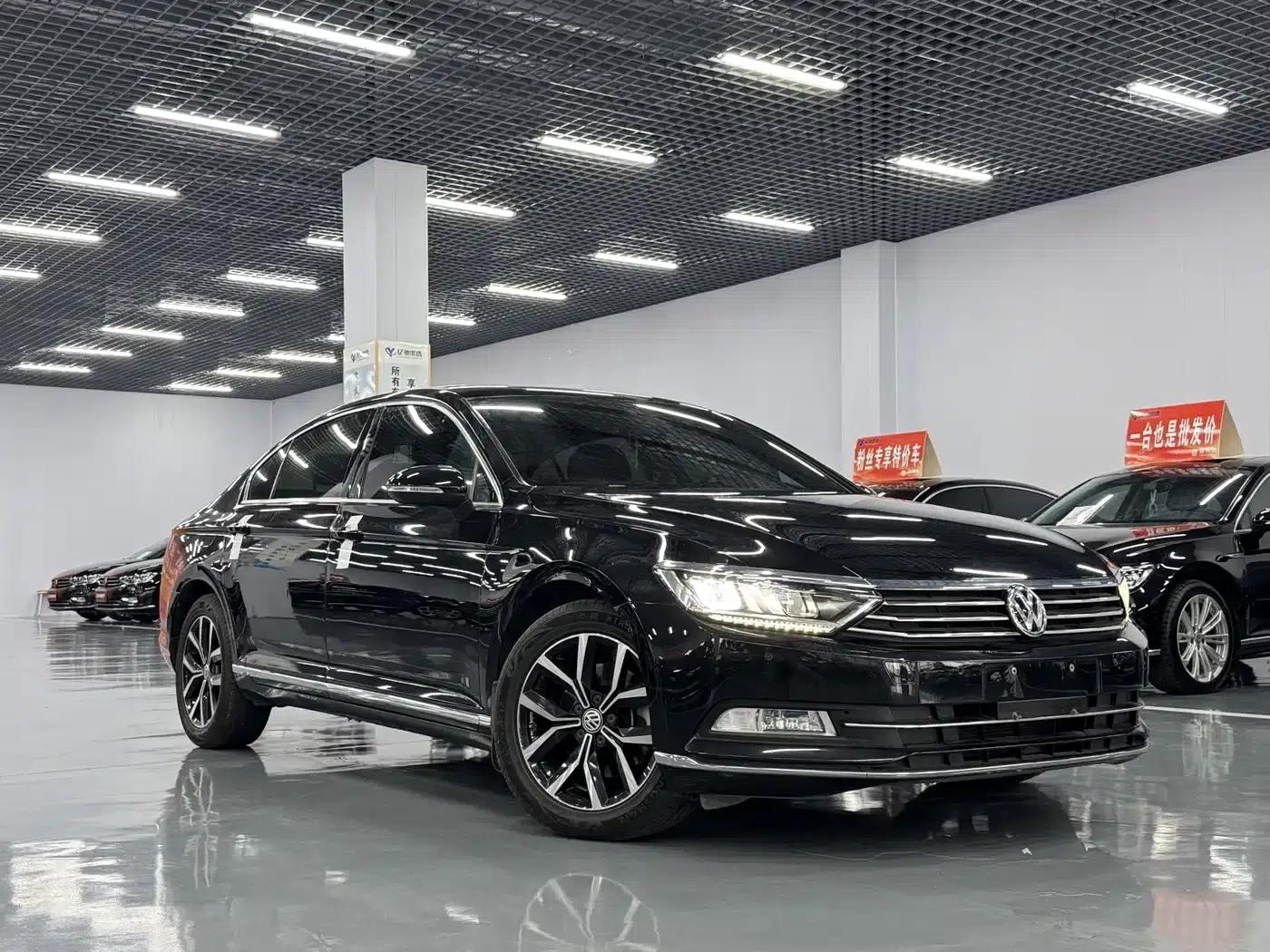 2019 Volkswagen Magotan 330TSI DSG Luxury Edition (China VI Emission Standard) — миниатюра 3