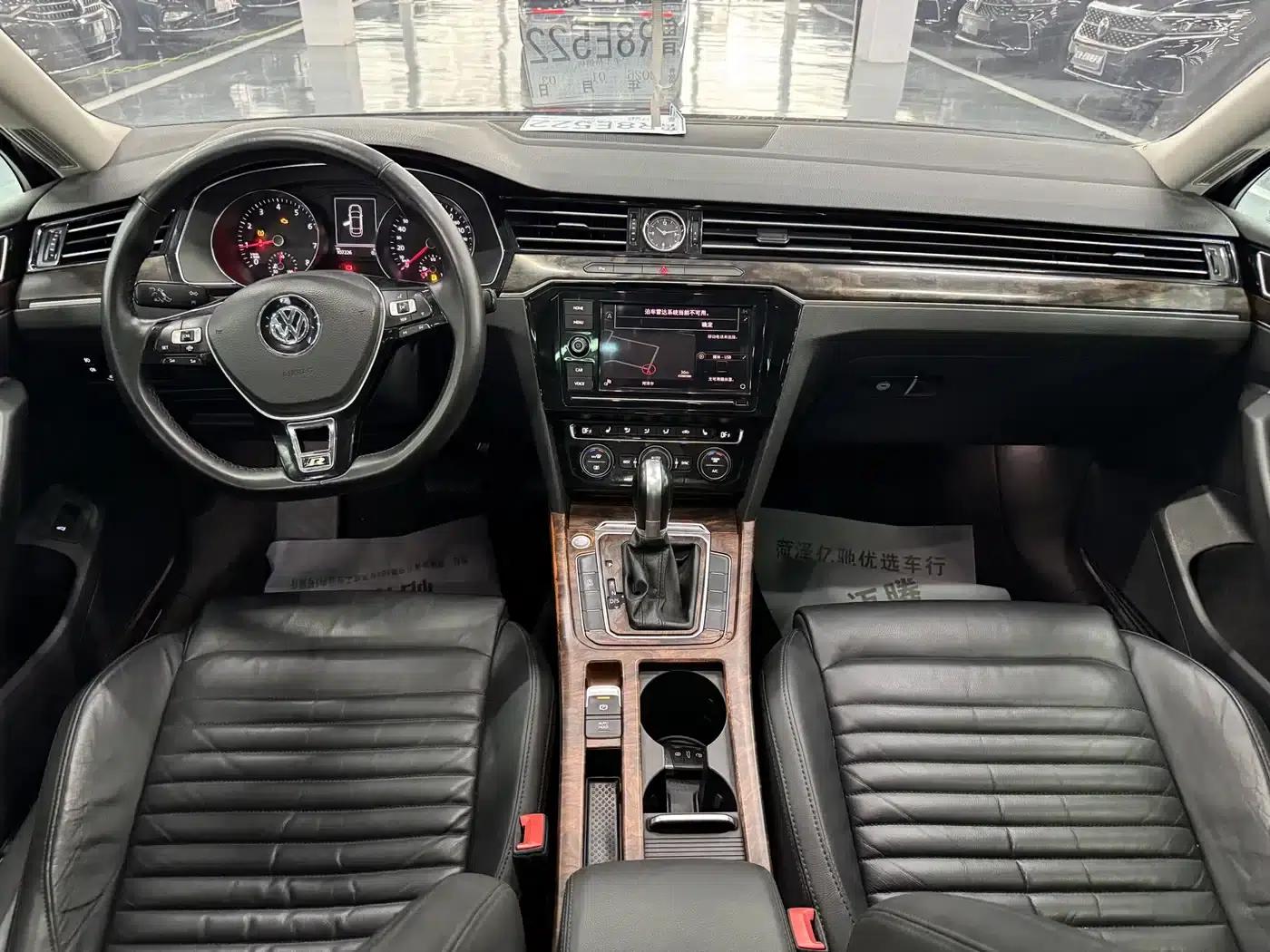 2019 Volkswagen Magotan 330TSI DSG Luxury Edition (China VI Emission Standard) — миниатюра 6