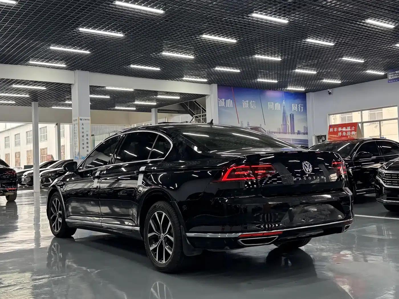 2019 Volkswagen Magotan 330TSI DSG Luxury Edition (China VI Emission Standard) — миниатюра 7