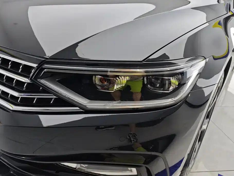 Volkswagen Magotan 2023 2 Millionth Unit Commemorative Edition 330TSI DSG Leading Model — миниатюра 5