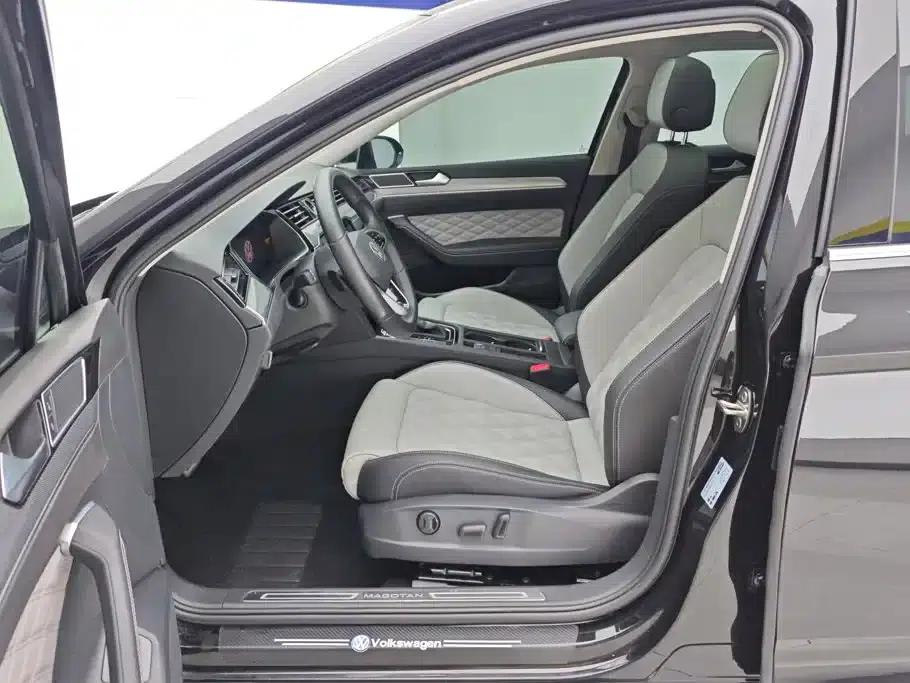 Volkswagen Magotan 2023 2 Millionth Unit Commemorative Edition 330TSI DSG Leading Model — миниатюра 9