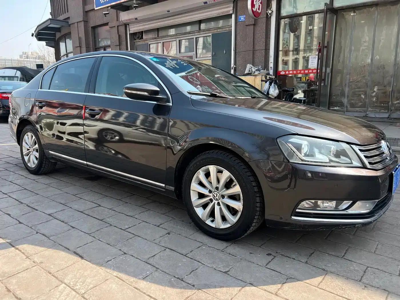 2012 Volkswagen Passat 1.8TSI Luxury — миниатюра 3