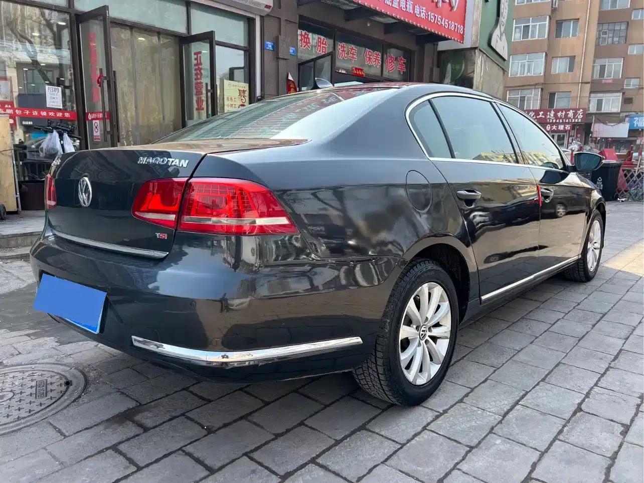 2012 Volkswagen Passat 1.8TSI Luxury — миниатюра 5