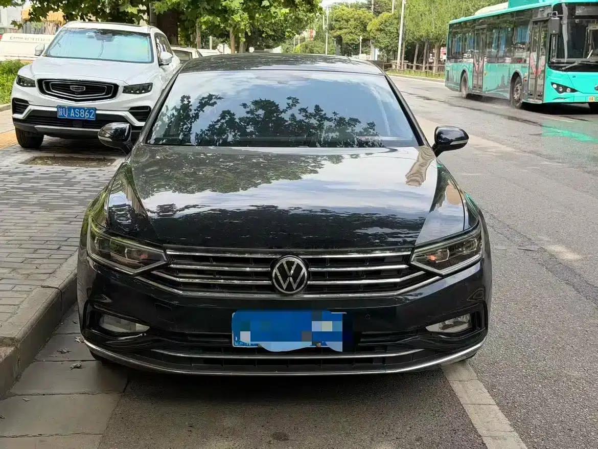 Volkswagen Passat 2021 330TSI DSG 30th Anniversary Edition — миниатюра 2