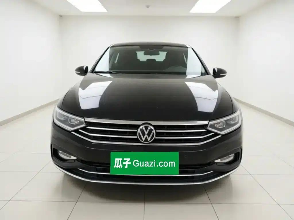 2020 Volkswagen Passat 330TSI DSG Leading Edition — миниатюра 2