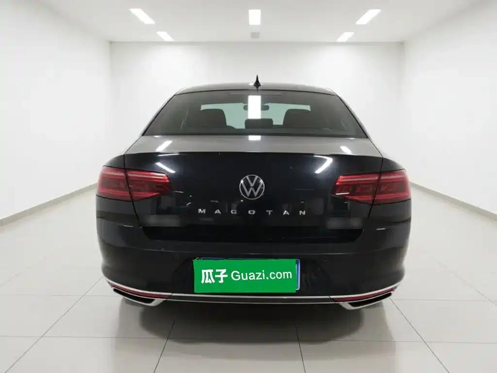 2020 Volkswagen Passat 330TSI DSG Leading Edition — миниатюра 5
