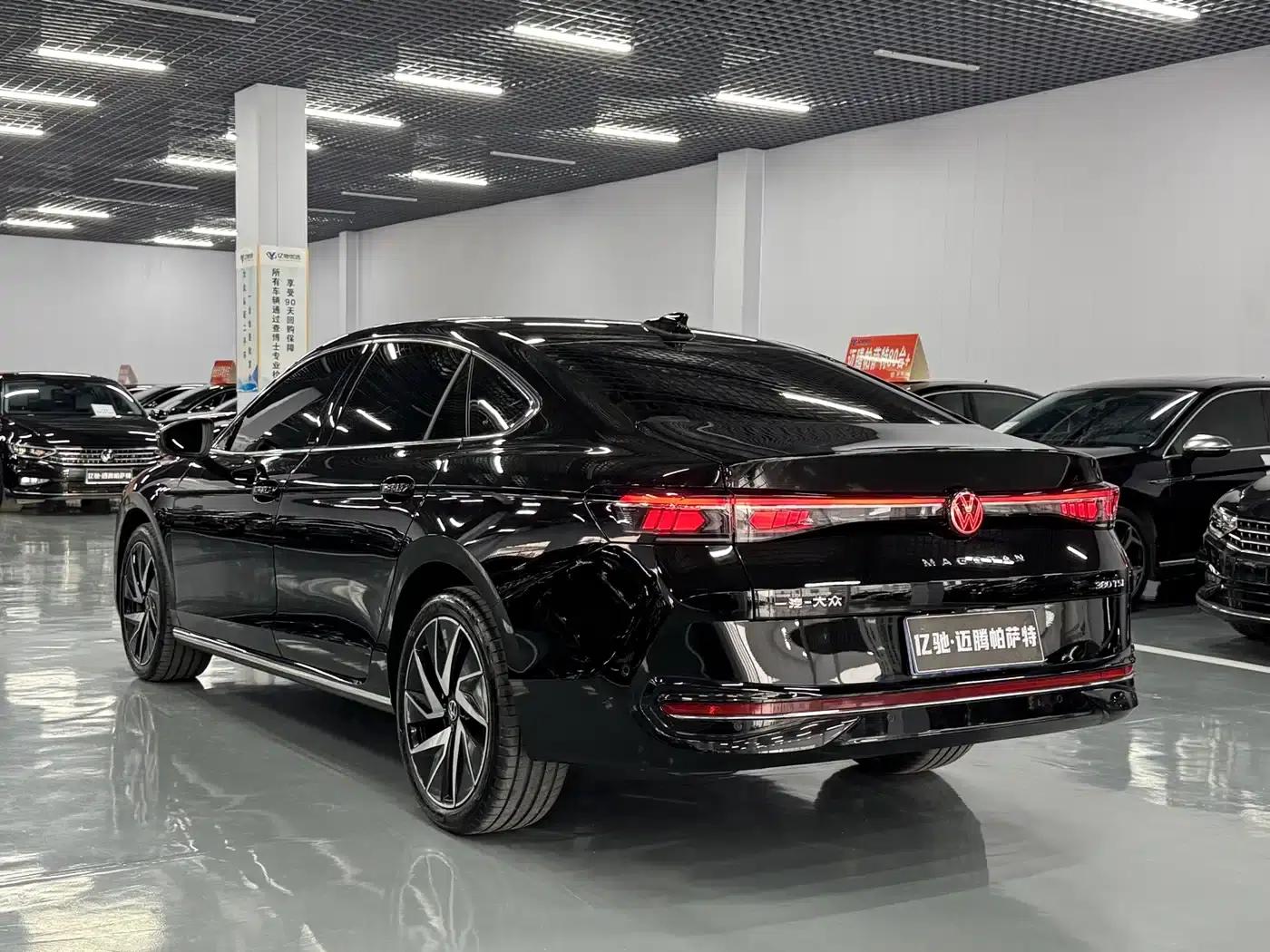 2024 Volkswagen Passat 380TSI DSG Premium Edition with Magotan Package — миниатюра 4