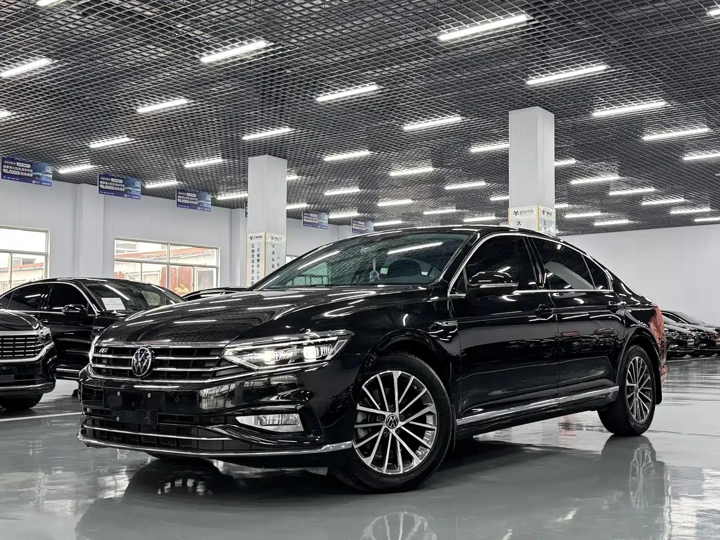 2020 Volkswagen Passat 380TSI DSG Luxury — миниатюра 1