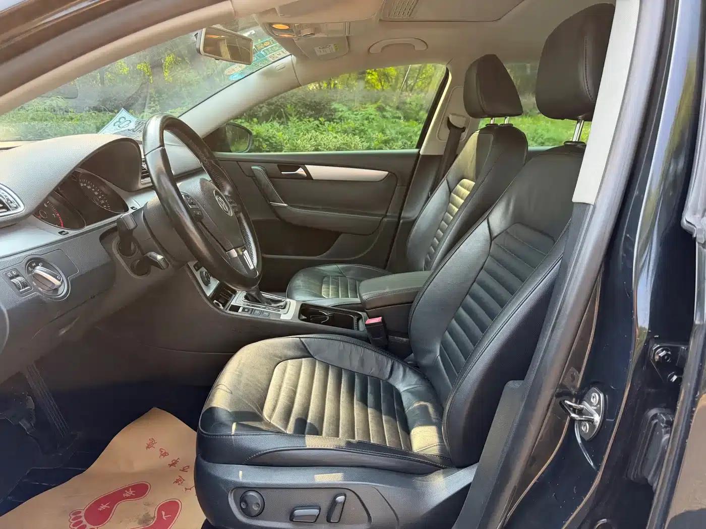 2015 Volkswagen Passat 1.8TSI Leading Edition — миниатюра 9
