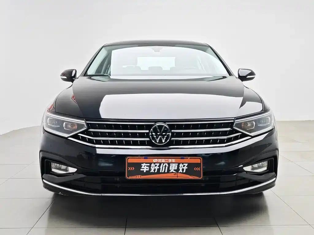 Volkswagen Magotan 2023 2 Millionth Unit Commemorative Edition 330TSI DSG Luxury — миниатюра 3