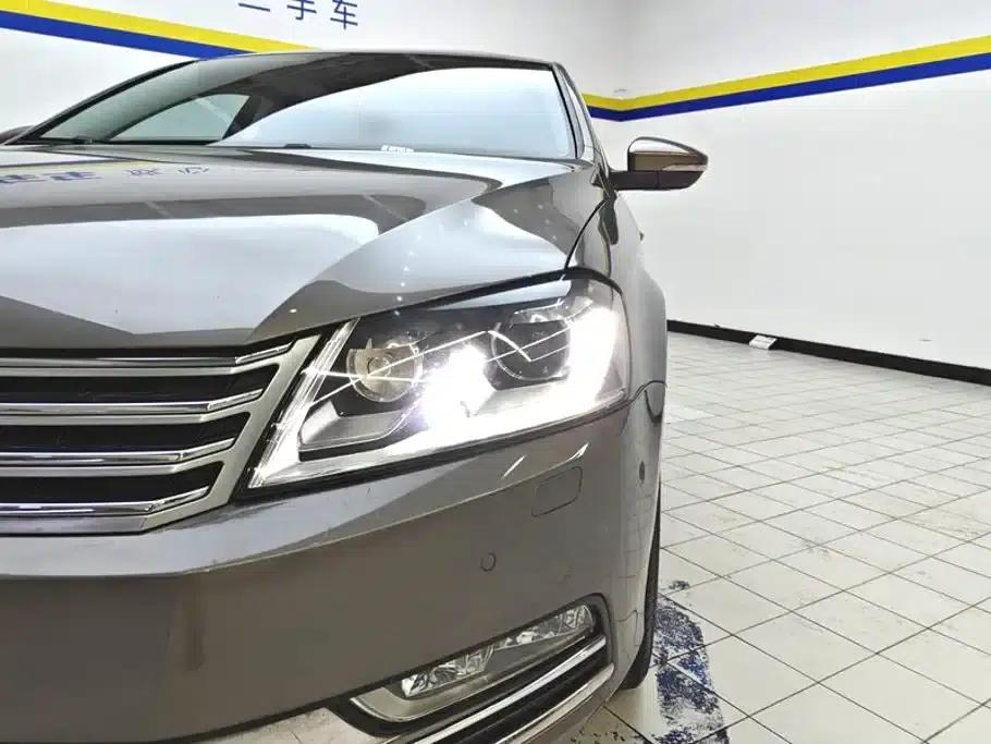 2013 Volkswagen Passat 2.0TSI Premium — миниатюра 5