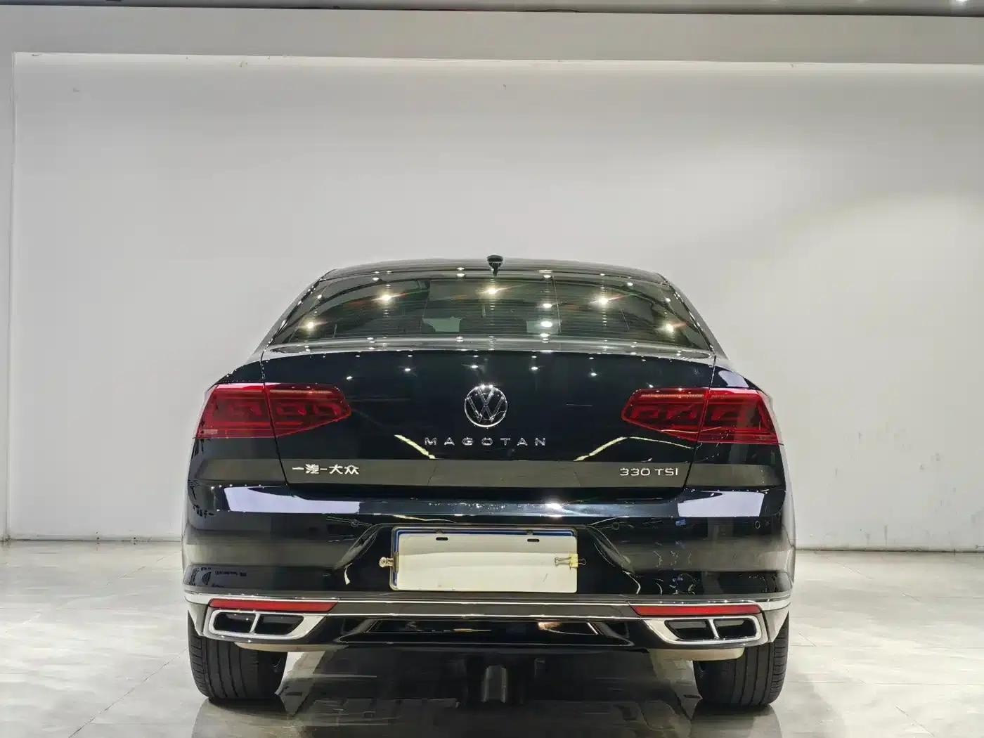 2025 Volkswagen Passat 330TSI DSG Luxury Edition — миниатюра 8