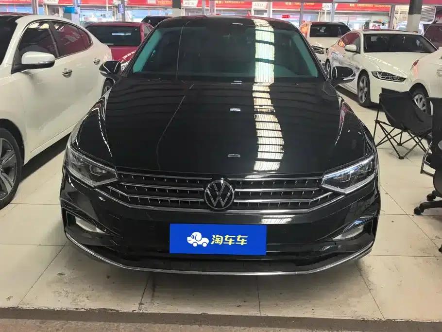Volkswagen Magotan 2023 2 Millionth Unit Commemorative Edition 330TSI DSG Leading Model — миниатюра 2