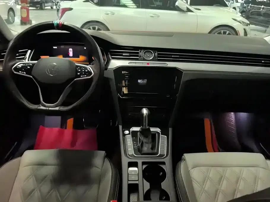 Volkswagen Magotan 2023 2 Millionth Unit Commemorative Edition 330TSI DSG Leading Model — миниатюра 12