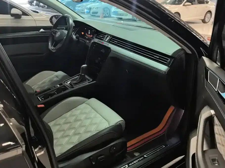 Volkswagen Magotan 2023 2 Millionth Unit Commemorative Edition 330TSI DSG Leading Model — миниатюра 8
