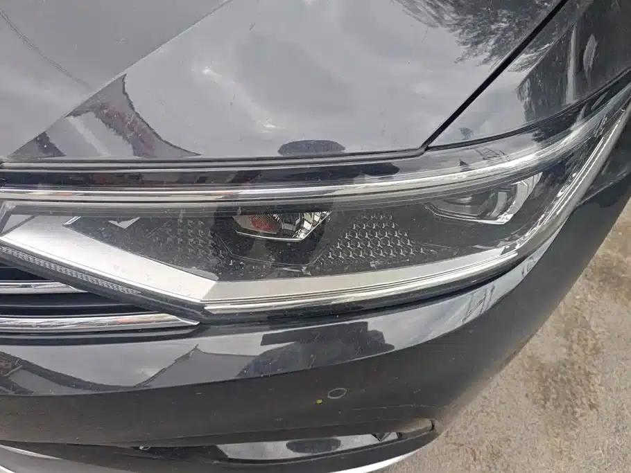 2020 Volkswagen Passat 330TSI DSG Leading Edition — миниатюра 5