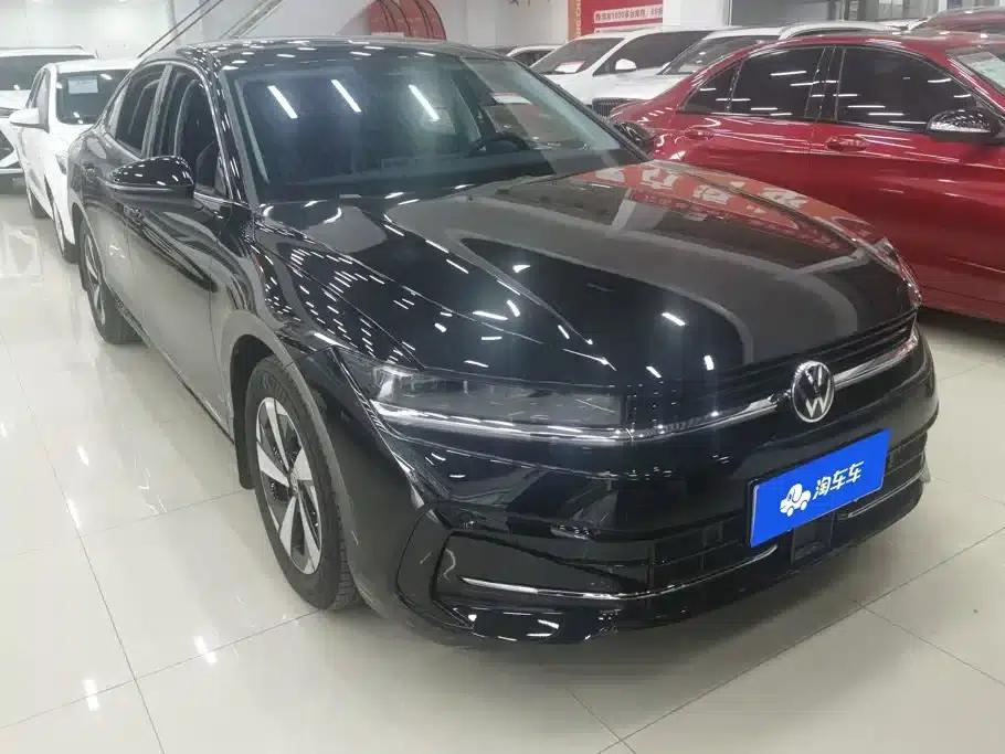 2024 Volkswagen Passat 380TSI DSG Premium Edition — миниатюра 2