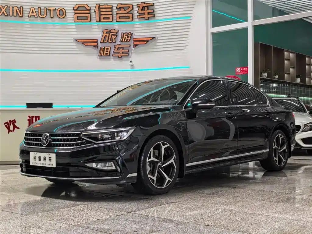 Volkswagen Magotan 2023 2 Millionth Unit Commemorative Edition 330TSI DSG Leading Model — миниатюра 1