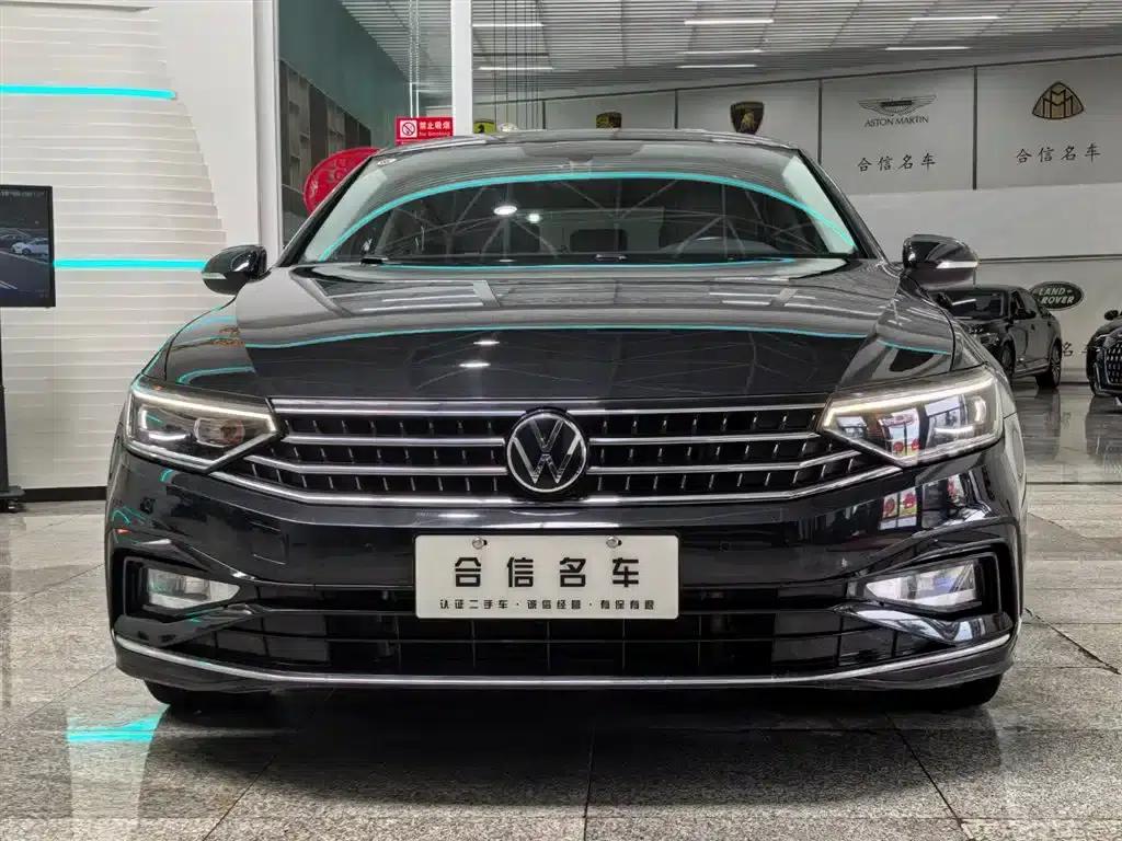 Volkswagen Magotan 2023 2 Millionth Unit Commemorative Edition 330TSI DSG Leading Model — миниатюра 2