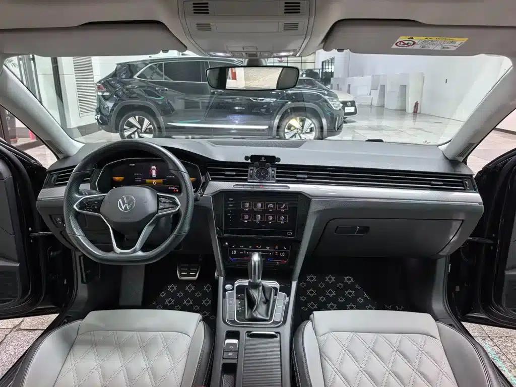 Volkswagen Magotan 2023 2 Millionth Unit Commemorative Edition 330TSI DSG Leading Model — миниатюра 10