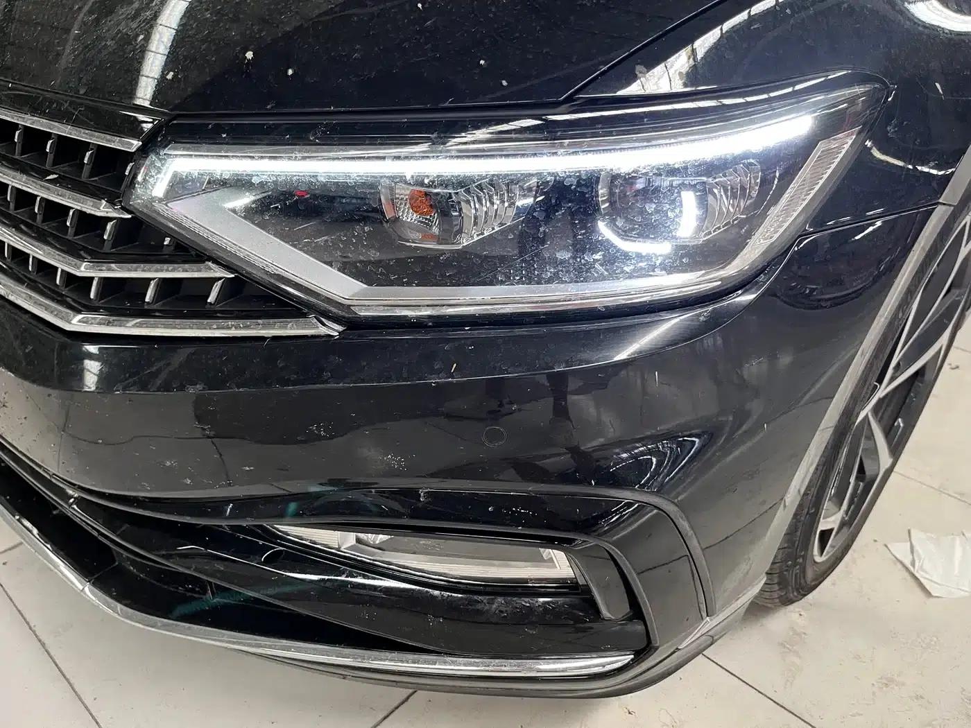 Volkswagen Magotan 2023 2 Millionth Unit Commemorative Edition 330TSI DSG Luxury — миниатюра 4