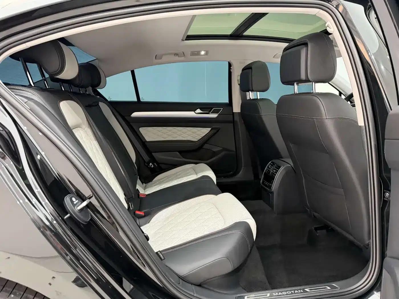 2025 Volkswagen Magotan Facelift II - Popular Edition 330TSI DSG Luxury — миниатюра 20