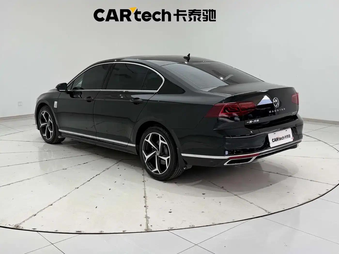 2025 Volkswagen Magotan Facelift II - Popular Edition 330TSI DSG Luxury — миниатюра 7