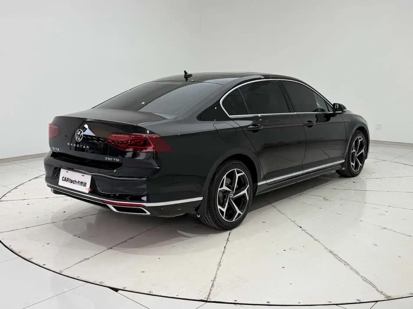 2025 Volkswagen Magotan Facelift II - Popular Edition 330TSI DSG Luxury — миниатюра 8