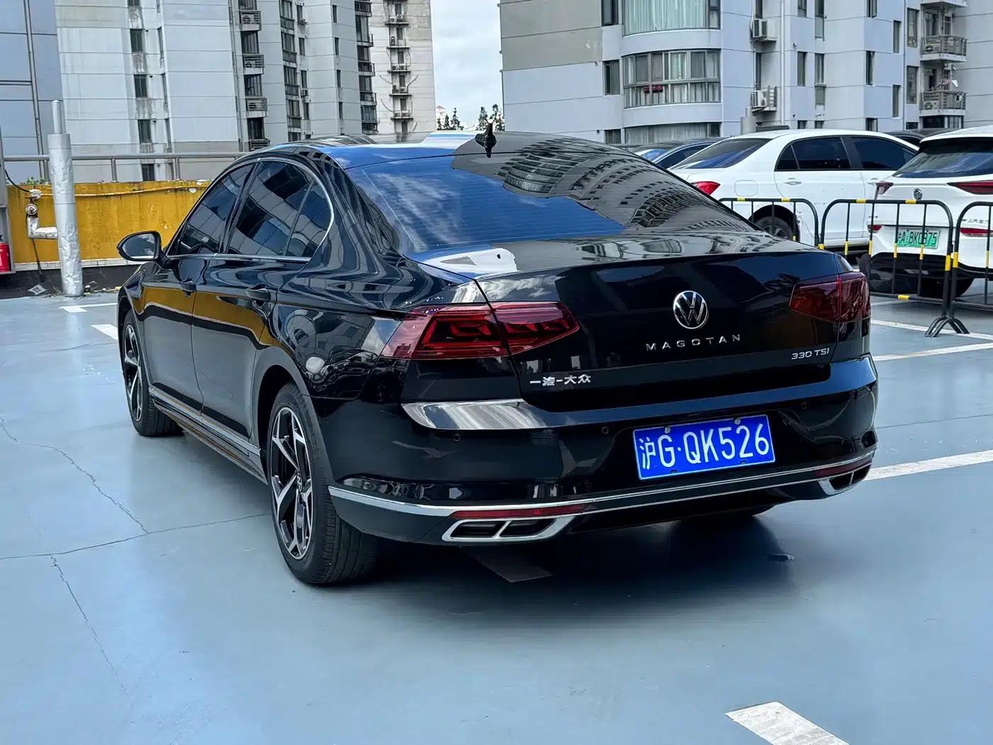 Volkswagen Magotan 2023 2 Millionth Unit Commemorative Edition 330TSI DSG Luxury — миниатюра 3