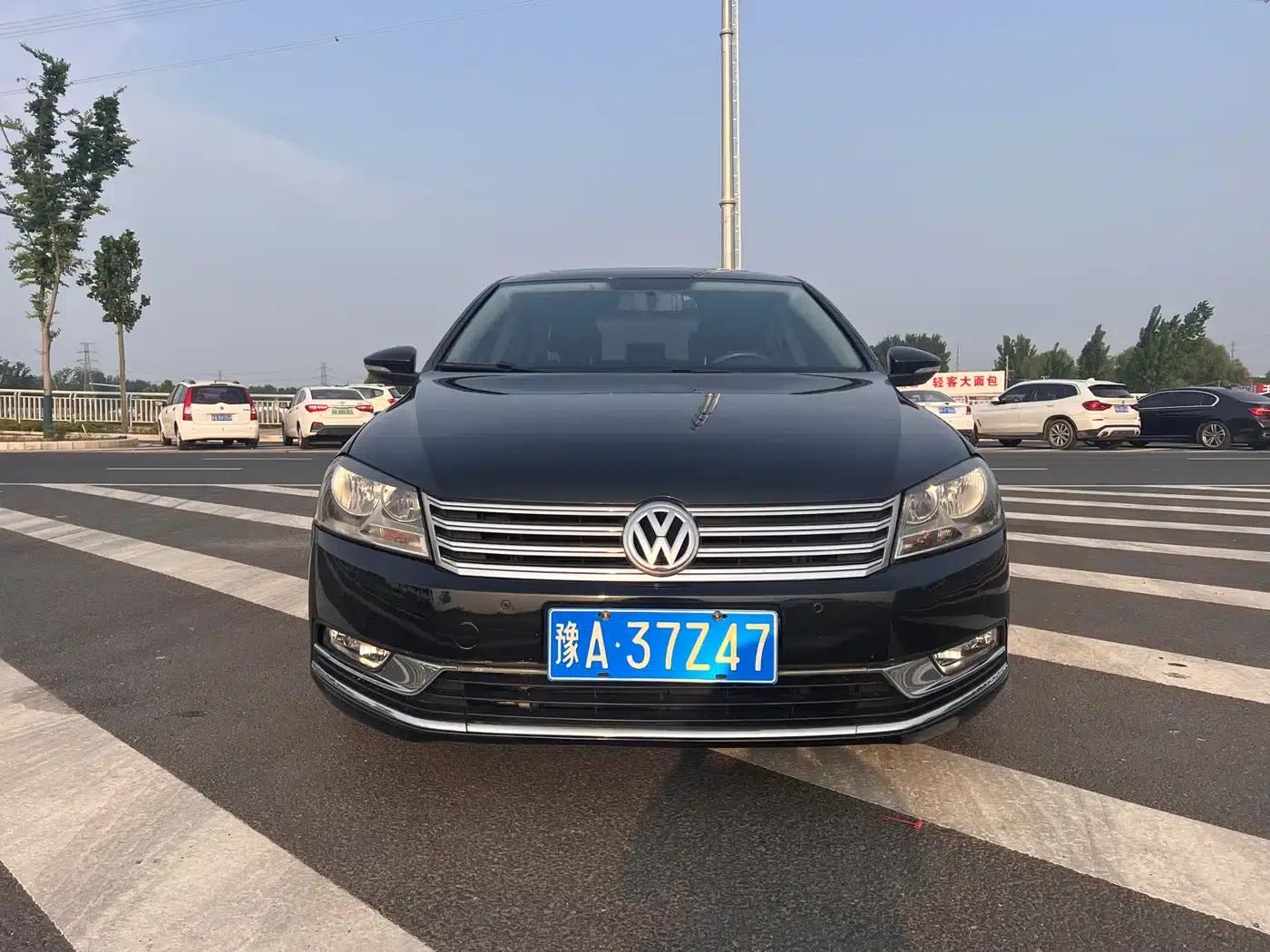2015 Volkswagen Passat 1.8TSI Leading Edition — миниатюра 2