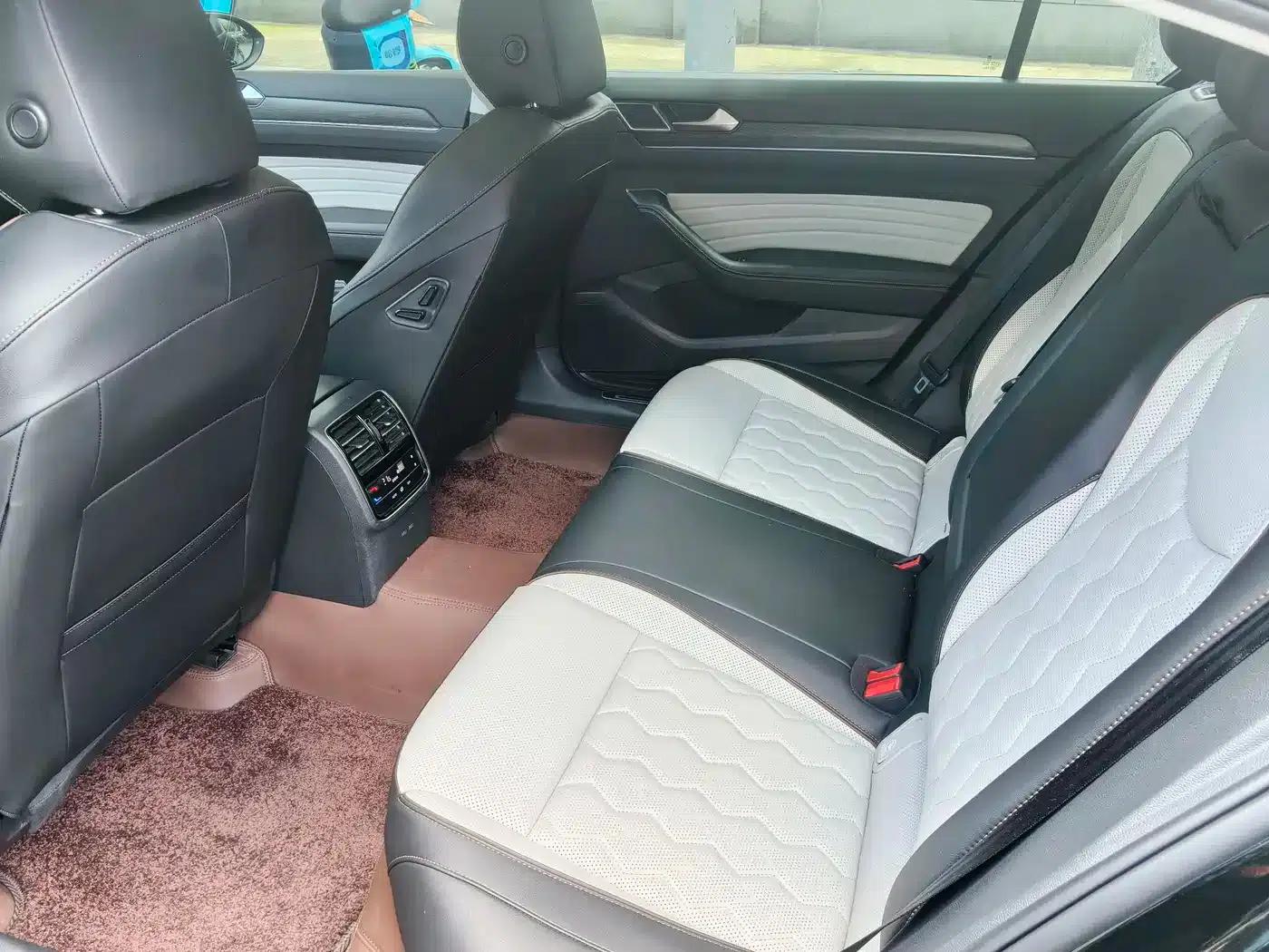 2025 Volkswagen Magotan Facelift Edition, 330TSI DSG Luxury Model — миниатюра 6