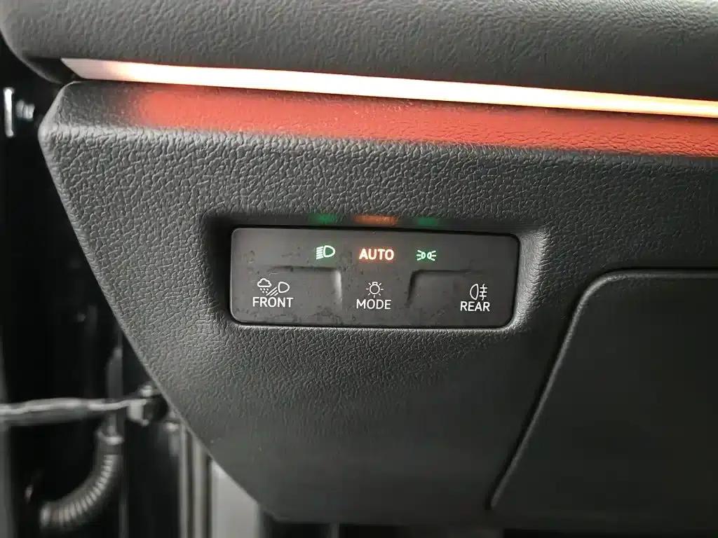 2024 Volkswagen Passat 380TSI DSG Premium Edition with Magotan Package — миниатюра 21