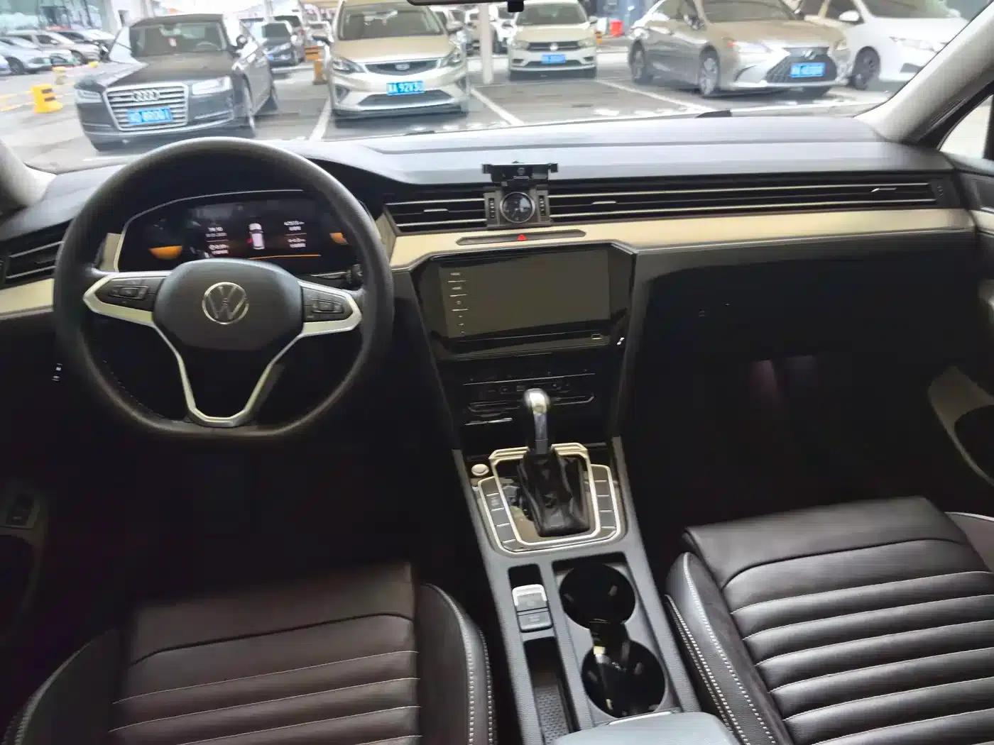 2020 Volkswagen Passat 280TSI DSG Leading Edition — миниатюра 13