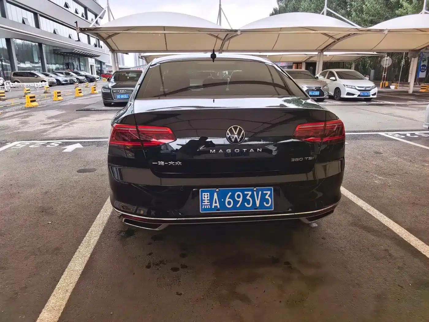 2020 Volkswagen Passat 280TSI DSG Leading Edition — миниатюра 17