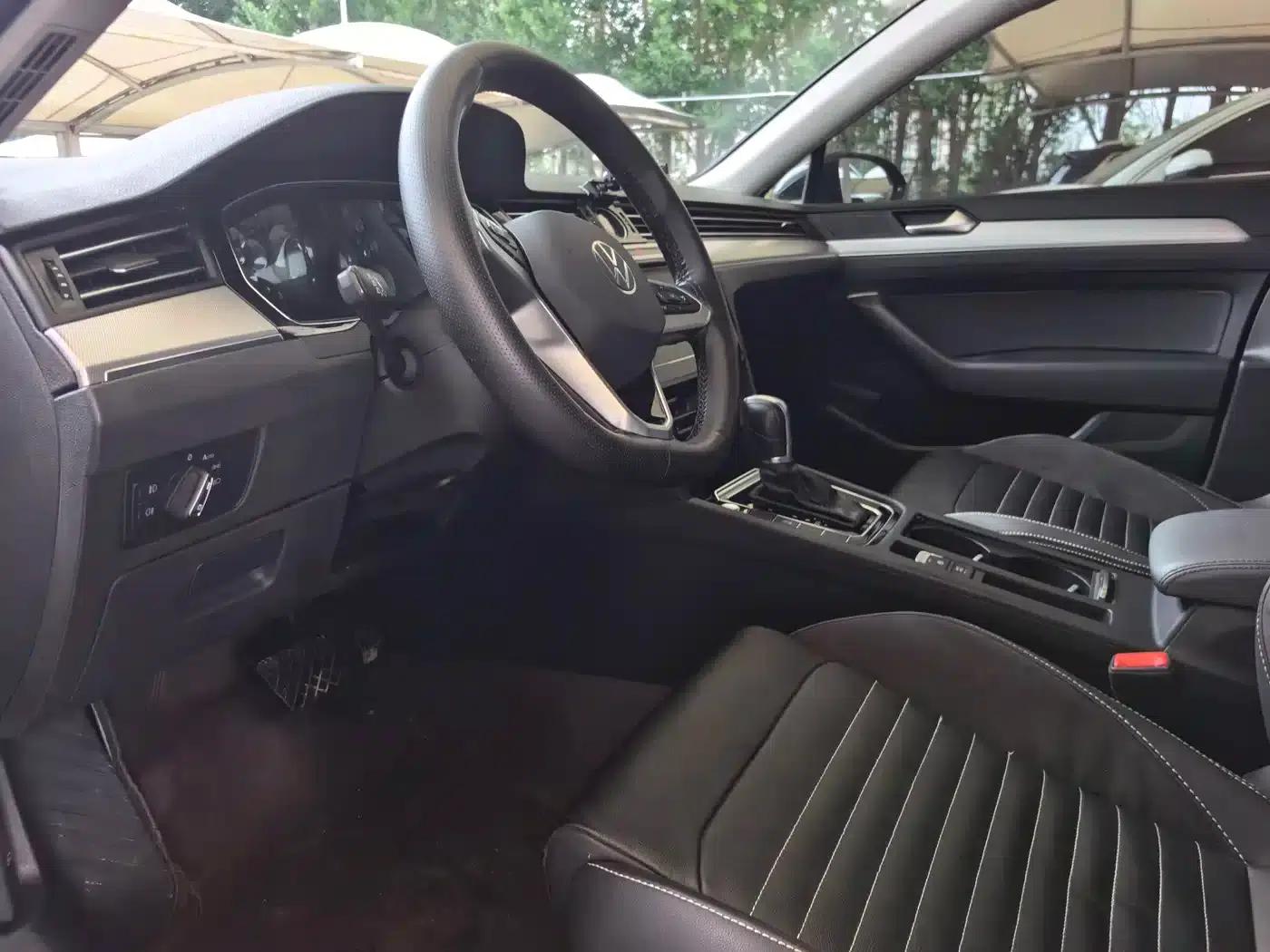 2020 Volkswagen Passat 280TSI DSG Leading Edition — миниатюра 4