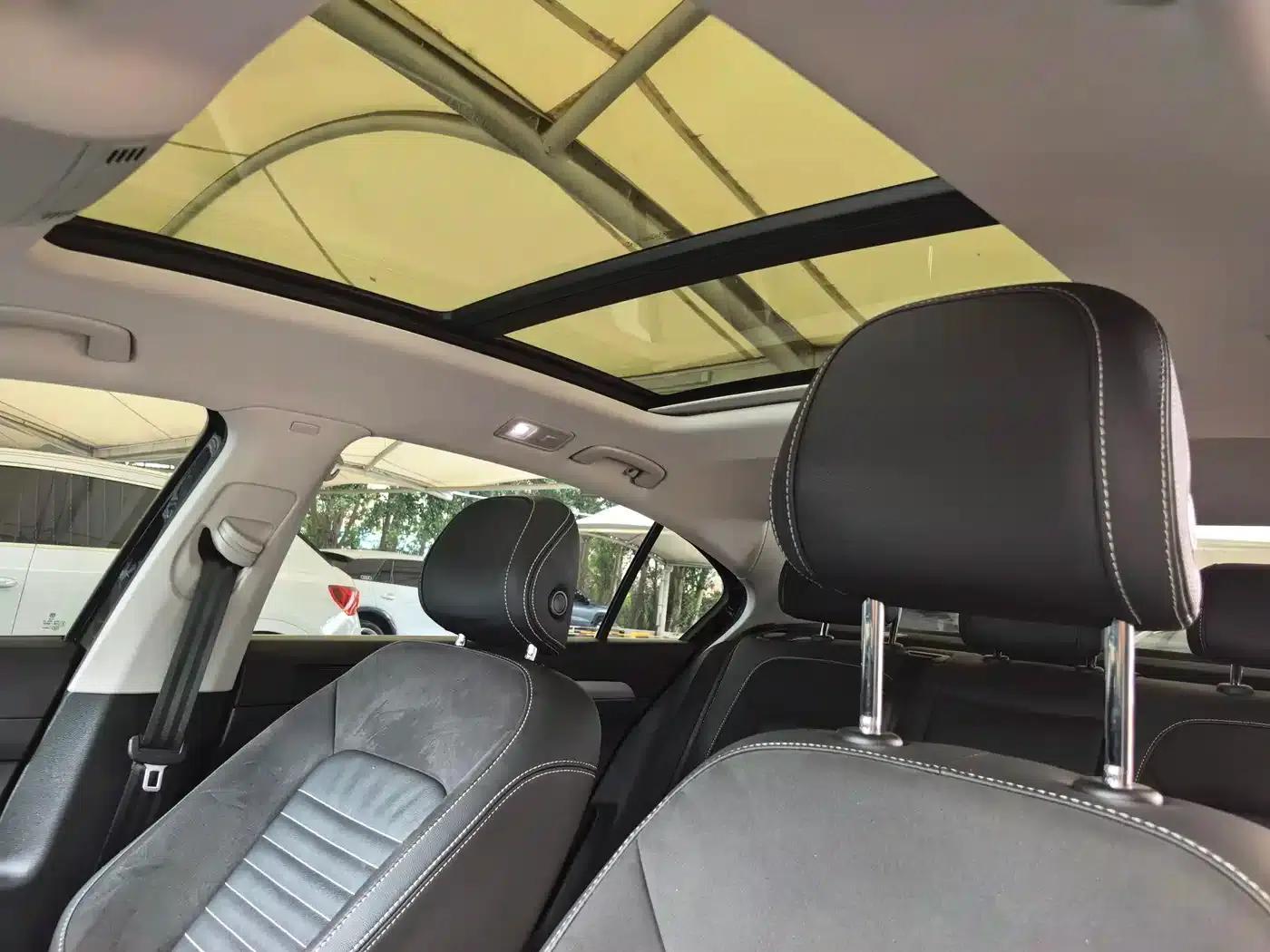 2020 Volkswagen Passat 280TSI DSG Leading Edition — миниатюра 10