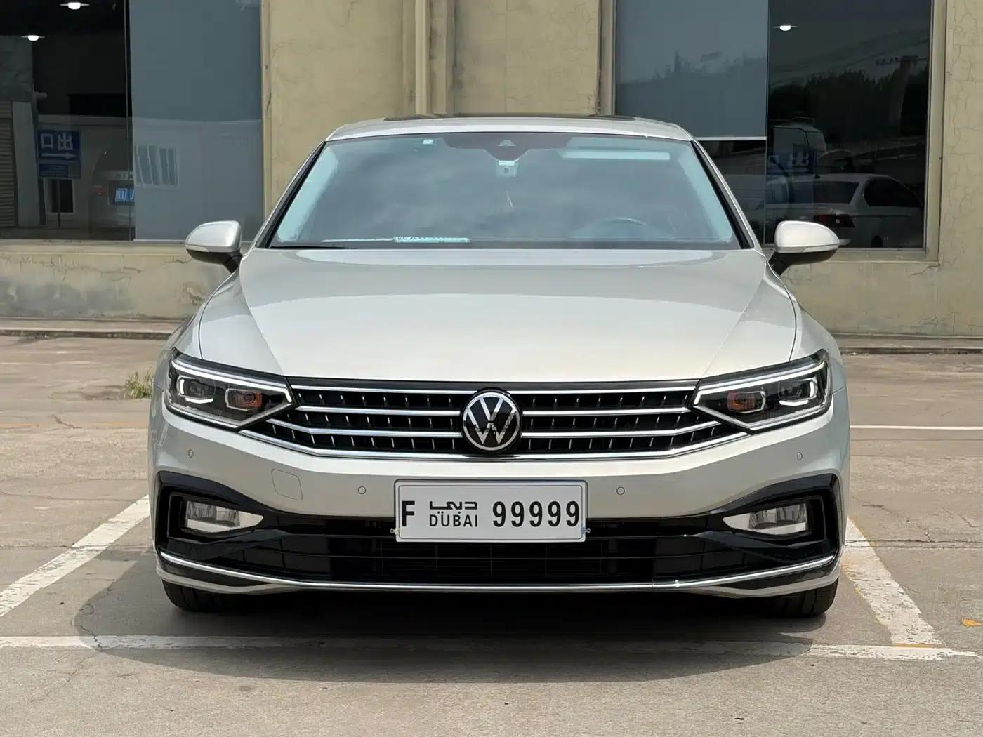 Volkswagen Magotan 2023 2 Millionth Unit Commemorative Edition 330TSI DSG Luxury — миниатюра 2