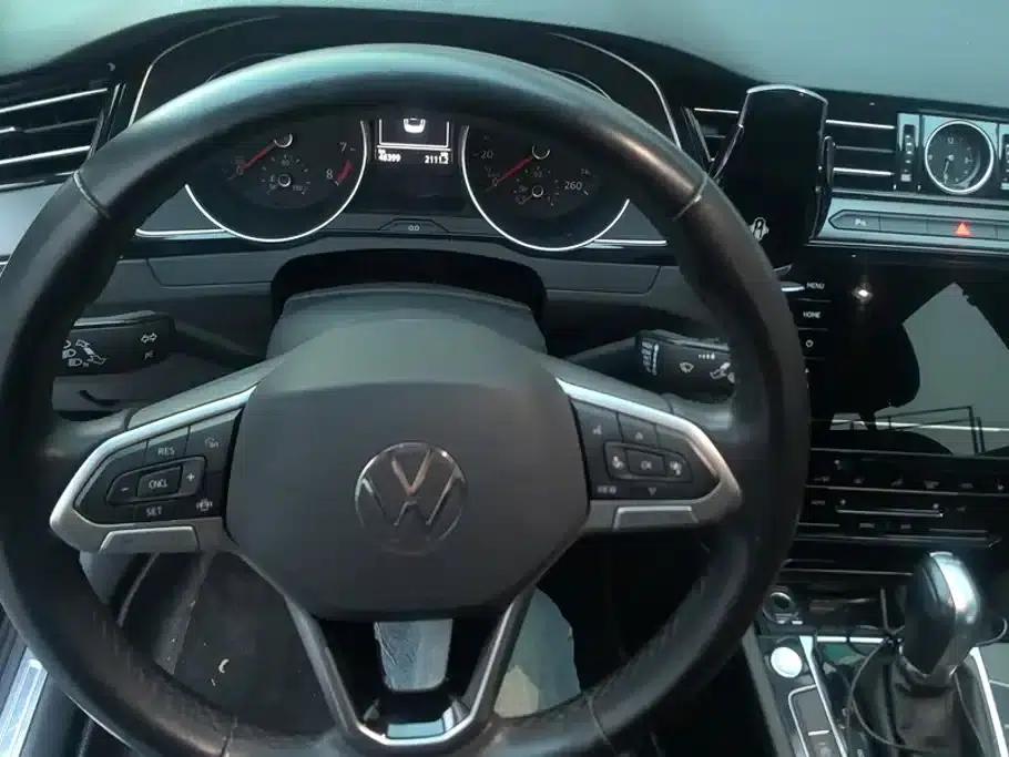 2020 Volkswagen Passat 330TSI DSG Leading Edition — миниатюра 15